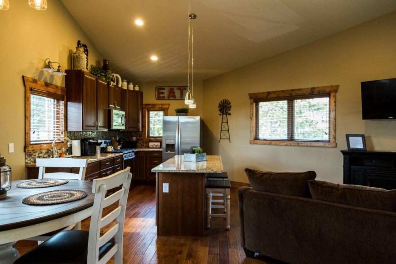 Spacious 2Nd Story Loft With Awesome Views Estes Park Exterior photo